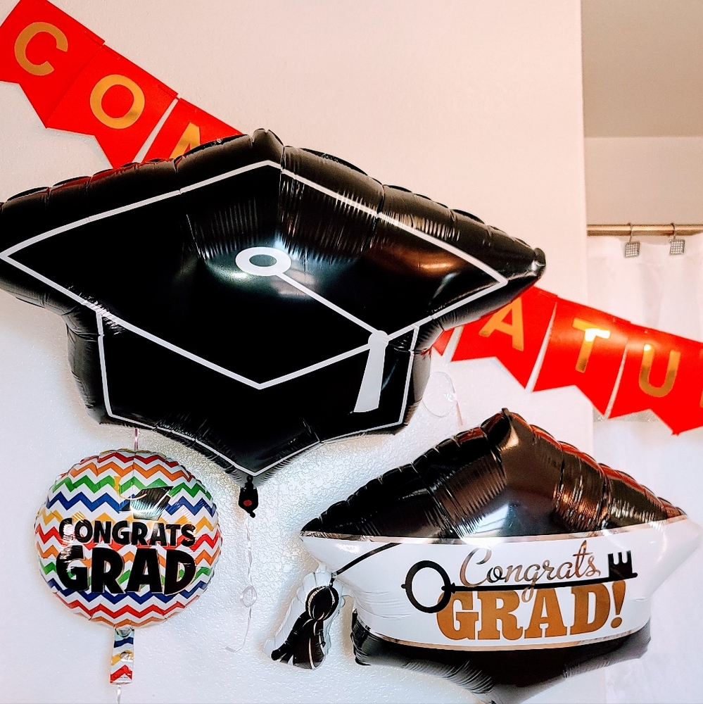 Lot of 2 JUMBO Congrats GRAD Mylar Baloons includes 9ft Banner and small…